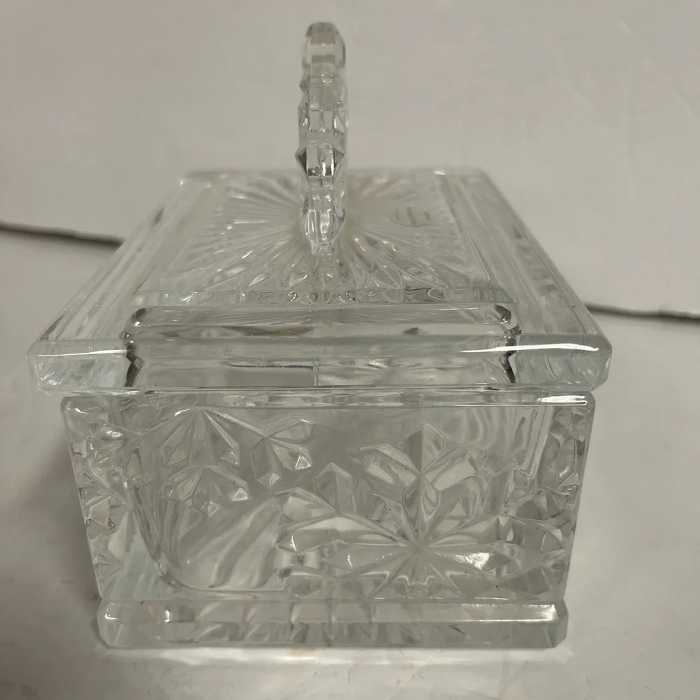 Vintage Elegant Snowflake Crystal Glass Trinket Box